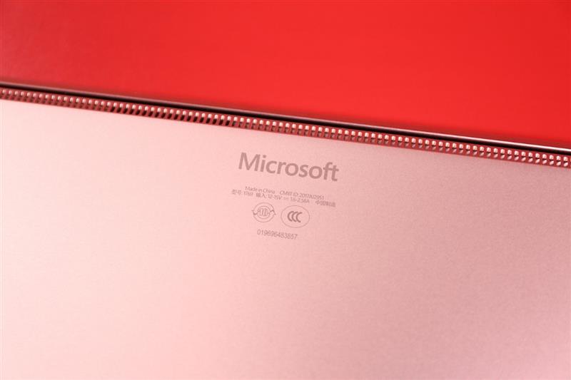 轻薄本标杆！微软Surface Laptop 2评测：MBP唯一对手